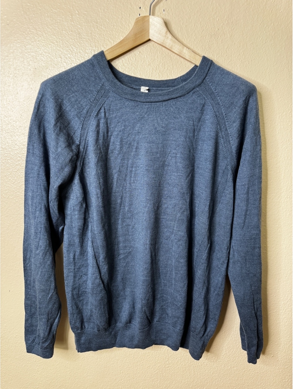 Lululemon Sweater Womens 8 Blue Merino Wool Crewneck